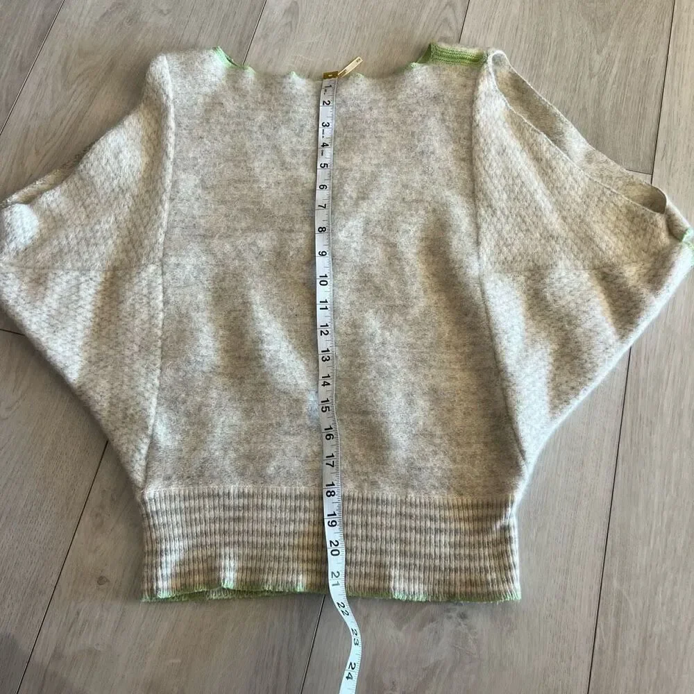 Free people sweater top size M